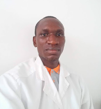 Master en Sciences des Aliments et Technologies Agroalimentaires ;  Agronome Zootechnicien